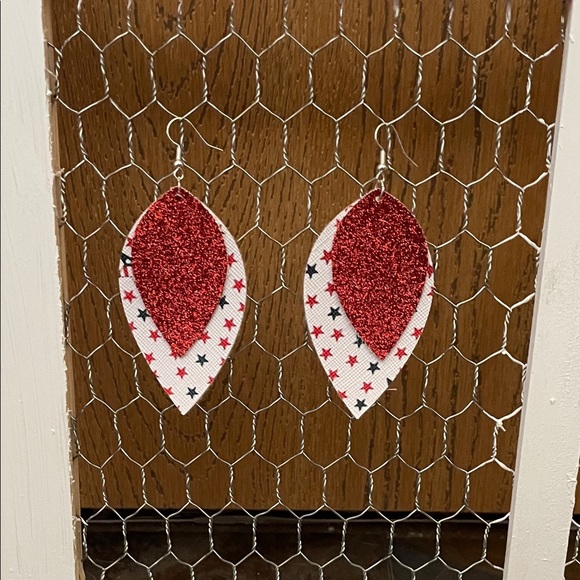 Fourth of July earrings - Picture 10 of 14